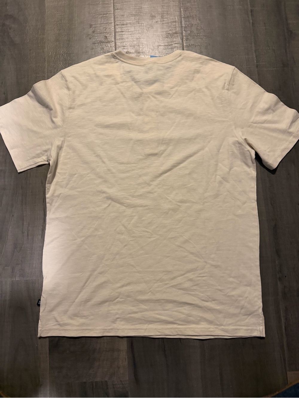GAP Men's Short-Sleeve Henley T-Shirt - Picture 3 of 3
